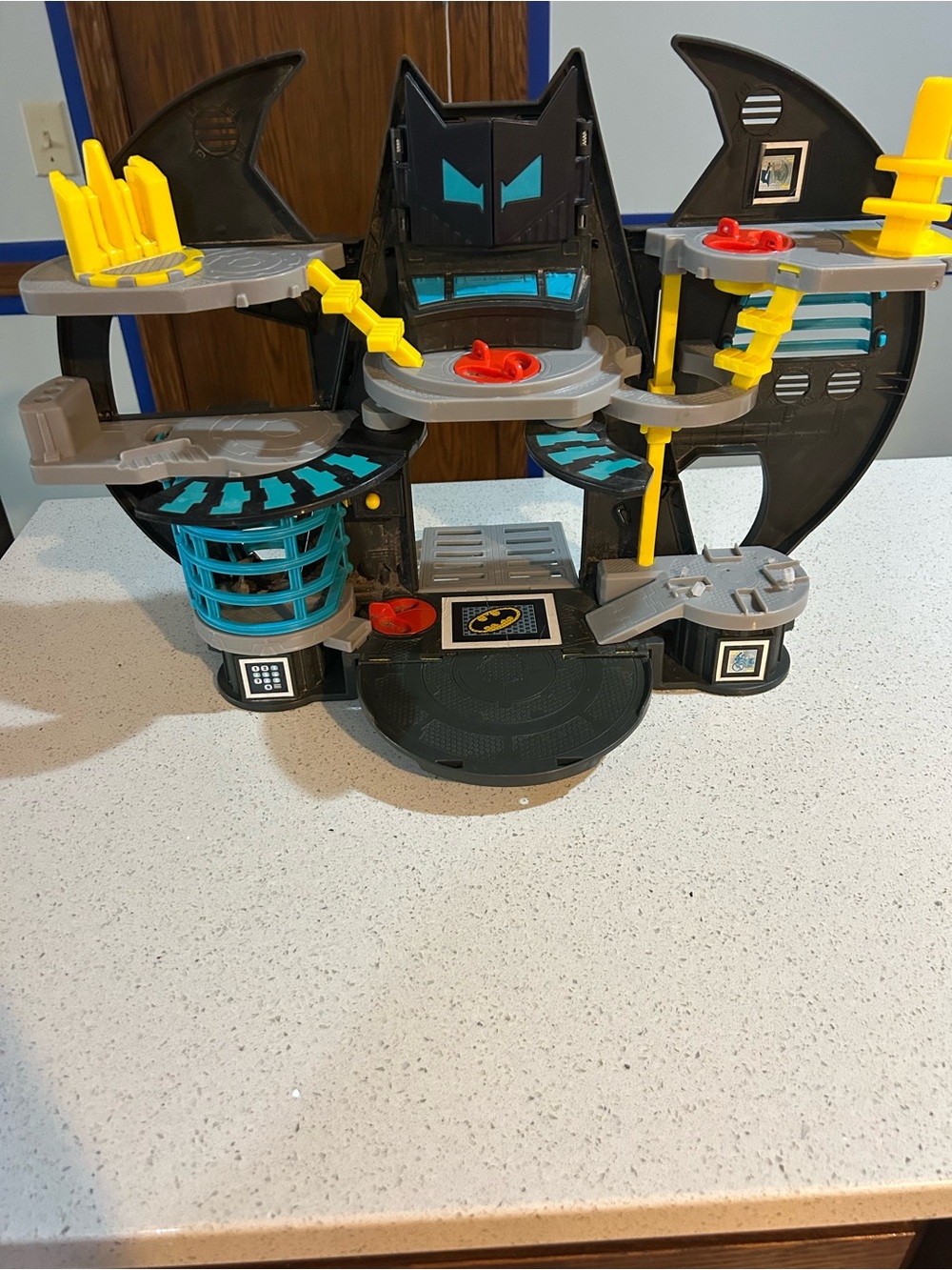 Batman Playset Action Hub - Black, Yellow & Teal Accents